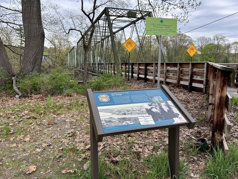 Dix Bridge and Marker image. Click for full size.
