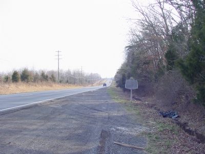 Carolina Road Marker Pull-Off Area. Click for full size. Carolina Road Marker Pull-Off Area image. Click for full size.