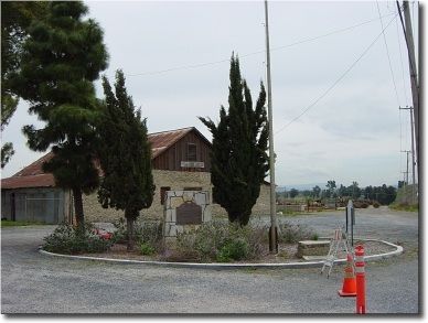 The Winery and Marker image. Click for full size.