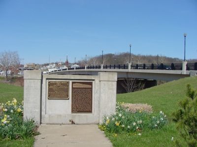 The Marker and the Third Sixth Street Bridge image. Click for full size.