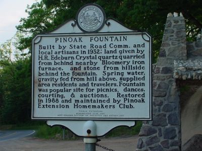 Pinoak Fountain Marker image. Click for full size.