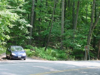 Trailhead on Route 219 image. Click for full size.