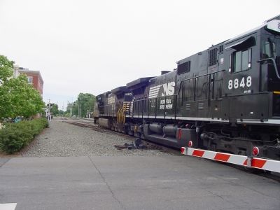 Eastbound Freight at the Battle Street Crossing. Click for full size. Eastbound Freight at the Battle Street Crossing image. Click for full size.