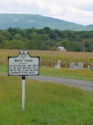 Marker With White House In the Distance image. Click for full size.