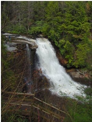 View of the Falls From the Marker. Click for full size. View of the Falls From the Marker image. Click for full size.