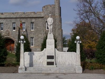Full View of Monument image. Click for full size.