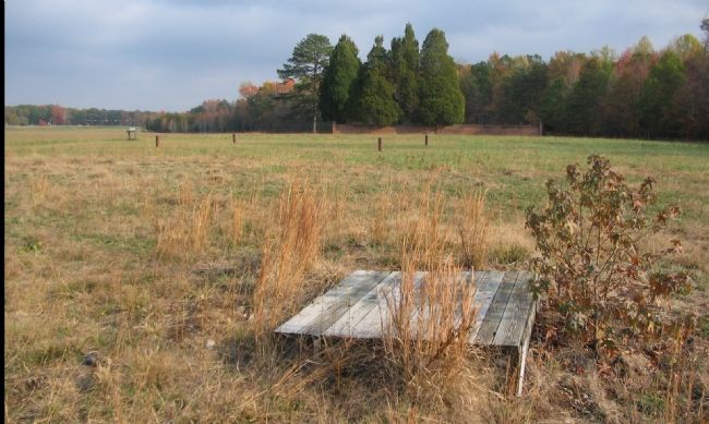 Looking Past the Site of Fairview at the Cemetery image. Click for full size.