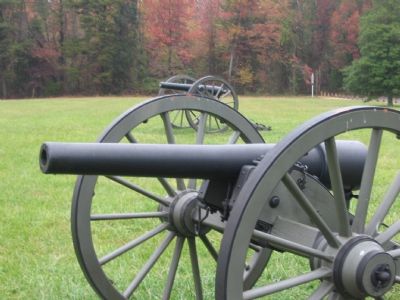 Cannon at Chancellorsville Inn image. Click for full size.