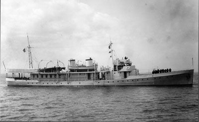 The Presidential Yacht, U.S.S. Potomac image. Click for full size.