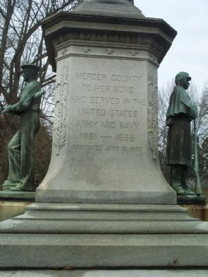 Front of Monument facing Park Entrance image. Click for full size.