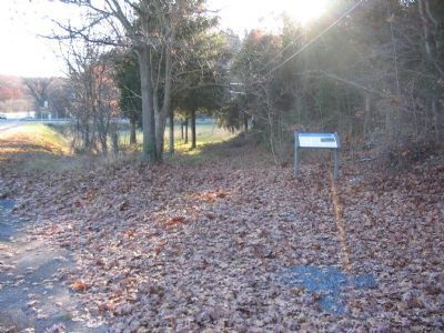 Marker beside the Old Valley Pike image. Click for more information.
