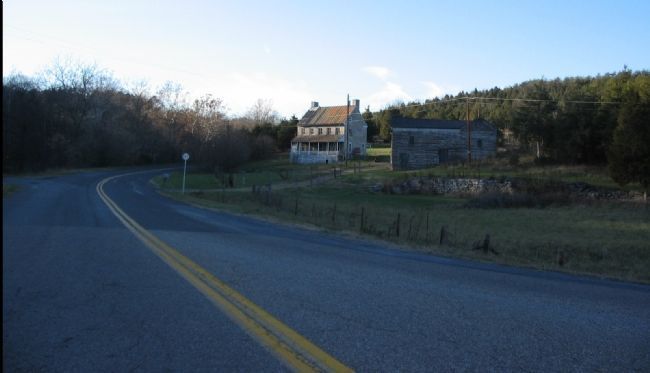 Intersection of Battlefield Road and the Valley Pike image. Click for full size.