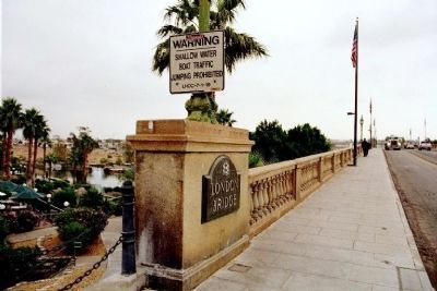 Sidewalk Across image. Click for full size.