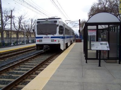 Light Rail train heading south to Baltimore City. image. Click for full size.