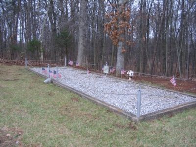 Graves of Unknown Soldiers image. Click for full size.