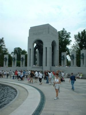 Pacific Memorial Archway image. Click for full size.