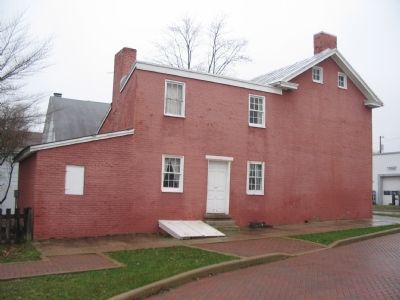 Back of the Levi Coffin House image. Click for full size.