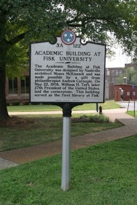 Academic Building At Fisk University Marker image. Click for full size.
