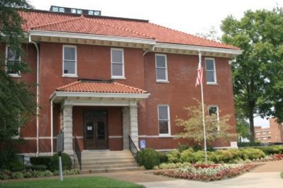 Academic Building At Fisk University image. Click for full size.