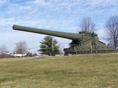 U.S. Army's largest 16 inch gun used for coastal defense. image. Click for full size.