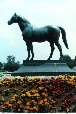 Man o' War Monument image. Click for full size.