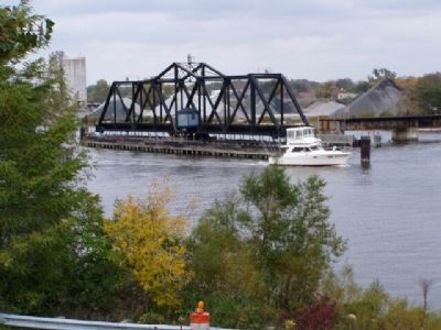 Grand River Center Pivot RR Bridge image. Click for full size.