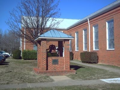 Original Bell of Hulls Memorial Baptist Church Marker. Click for full size. Original Bell of Hulls Memorial Baptist Church Marker image. Click for full size.
