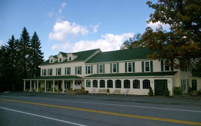 Town Hill Hotel image. Click for full size.