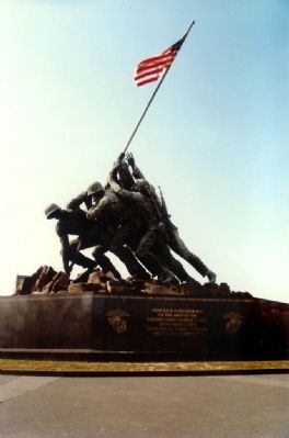 United States Marine Corps Memorial image. Click for full size.