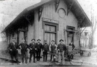 Tolono Railroad Depot image. Click for full size.