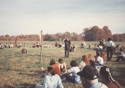 Billy Redwing Tayac (center) hosting inter-tribal pow-wow, Piscataway Park, 1993 image. Click for full size.