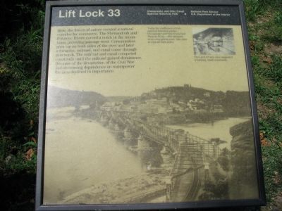 Lift Lock 33 Marker image. Click for full size.