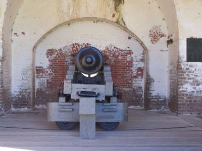 German Volunteers Marker and a nearby cannon image. Click for full size.