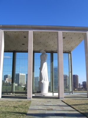 <i>Memory</i>, at the Virginia War Memorial image. Click for full size.