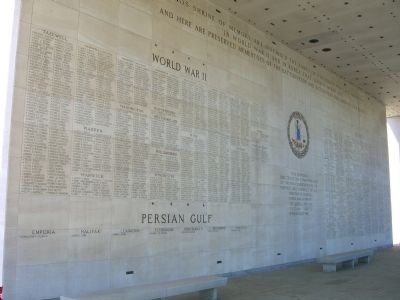 Back left panel of the <i>Shrine of Memory</i> </b>WW II and the Persian Gulf image. Click for full size.