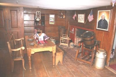 Main Room of Uncle Sams House image. Click for full size.