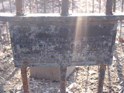 Original Federal Boundary Stone North Marker image. Click for full size.