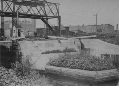 Erie Canal Lock 1 - Albany, New York image. Click for more information.