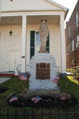 Marker with statue of World War I Soldier image. Click for full size.