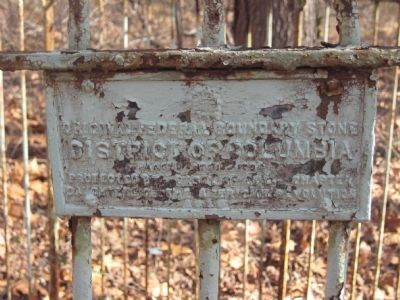 Original Federal Boundary Stone East Marker image. Click for full size.