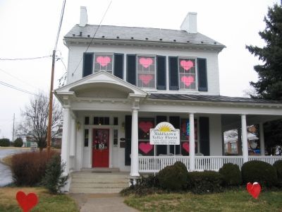 13 West Main Street. Click for full size. 13 West Main Street image. Click for full size.