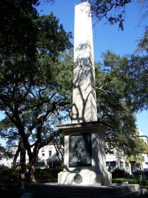 The Nathanael Green Monument image. Click for full size.