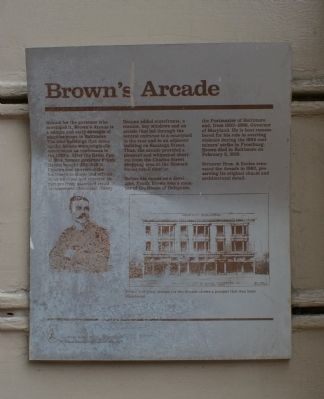 Brown's Arcade Marker image. Click for full size.