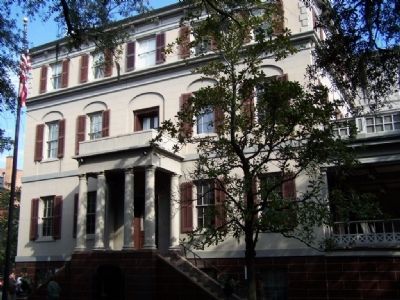 10 East Oglethorpe Avenue, Savannah. Click for full size. 10 East Oglethorpe Avenue, Savannah image. Click for full size.