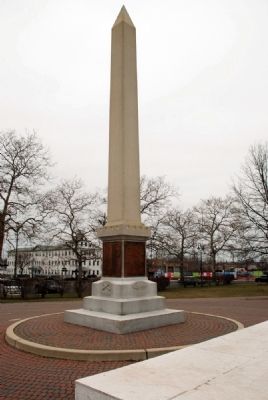 View of WW I Monument on Community Plaza image. Click for full size.