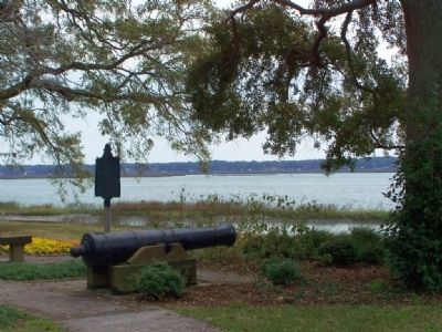 Elliott Memorial image. Click for full size.