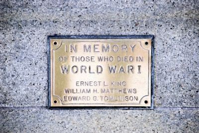 Smaller Plaque on Monument Front image. Click for full size.