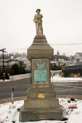 Front of Monument. Click for full size. Front of Monument image. Click for full size.
