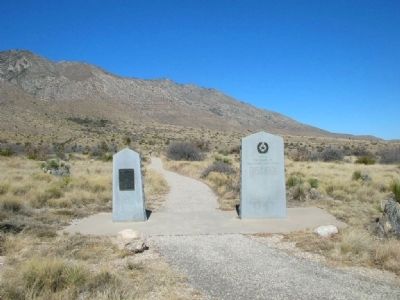 Airmen marker side-by-side with "The Pinery" marker. image. Click for full size.
