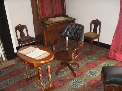 Grant's desk in the McLean House image. Click for full size.